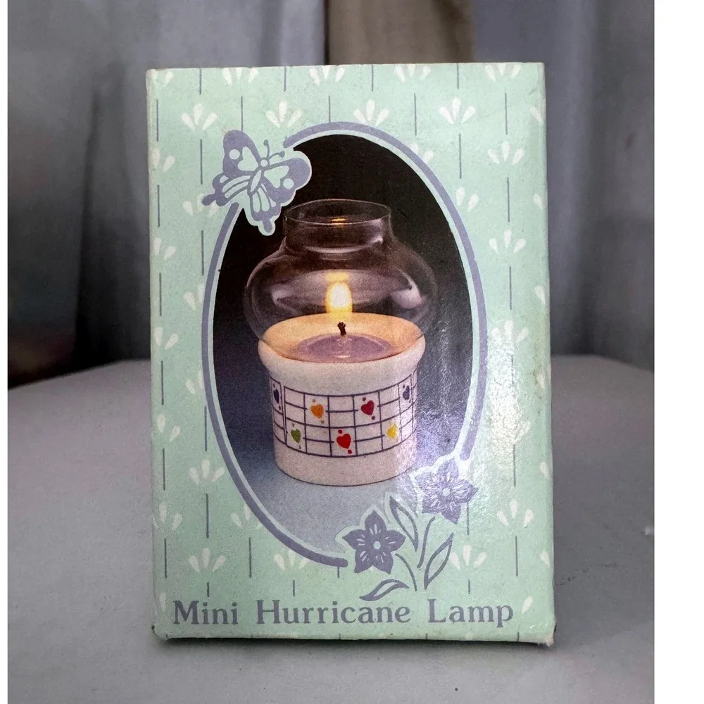 Vintage Russ Berrie Mini Hurricane Lamp Ceramic Graphic Hearts Style 2293 NIB